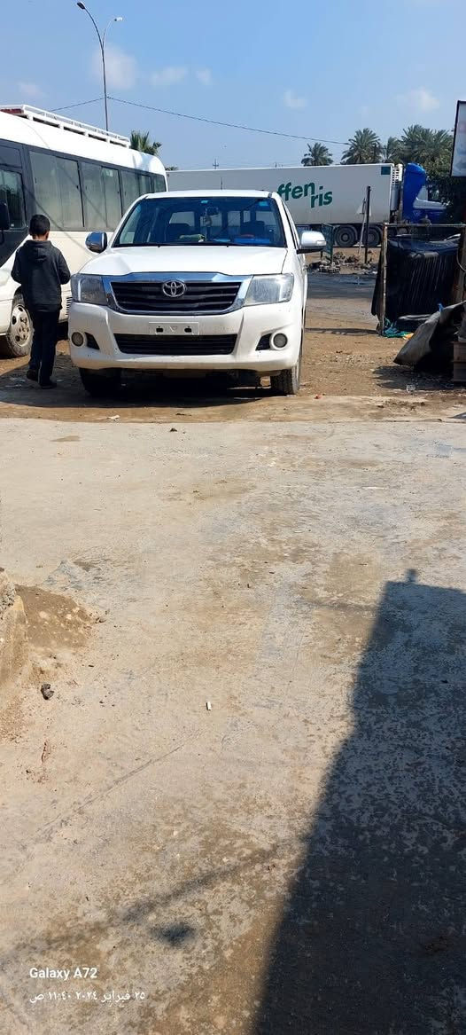 هايلوكس • ٢٠١٤ • رقم بغداد