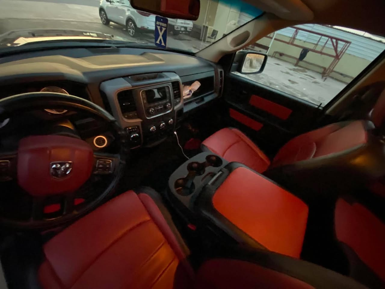 مكلف بنشر (مختص بنشر اعلان للسيارات باسعار رمزيه جدا) 

Dodge Ram Classic 2019 Hemi 5.7
دوج رام كلاسيك 2019 حجم 1500محرك 8 سلندر 5700 باب قصير بدي طويل تو ويل
ماشية 110,000 كم

السعر 145 وبيها مجال  
رقم ديالى بأسمي
مكانها ديالى 
رقم  ***********
ضرر قطعتين جاملغ وبنيد مبدلات

 تابع الصفحه مختص بنشر السيارات باسعار رمزيه 💙
