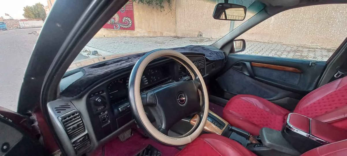 السلام عليكم
اوميكا 2600
موديل 1993
مصبوغه اثر جراد
صدر امامي خلفي جديد
تايرات تخم جديد
باتري جديد
كربائيات كله شغاله اي نقص مابيها
منظومه زنون
رقم بغداد تحويل ثاني يوم

السياره كامله اب نقص مابيها مال بيت

السعر 45
*********** 

***********.وات ساب بغداد, العراق

