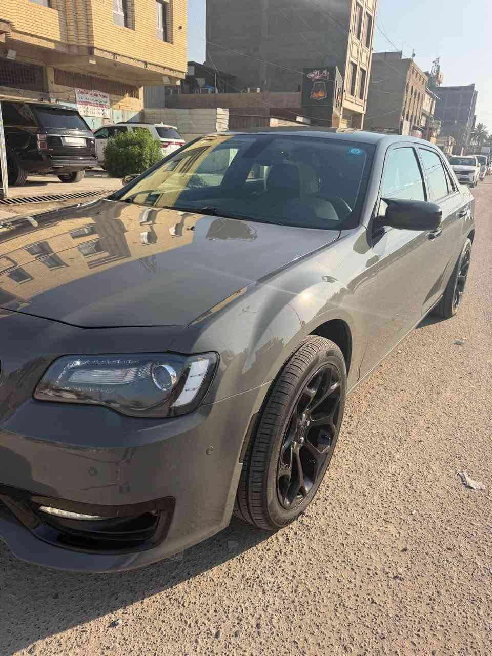 السلام عليكم … اخوان 
اوباما 2019 رقم بغداد الجديد 
عداد المسافه 42 الف ميل 
فول مواصفات عدا الفتحه 
كراسي جلد 
كراسي تدفئه تبريد 
ستيرن تدفئه 
ستيرن كهرباء 
تخزين ميموري 
شاشه كبيره 
كامره دواره 
فور ويل 
السياره كلش جديده عليه اضافات كاربون فايبر 
السياره وارد امريكي حادثه دعاميه وبنيد وجاملغ 
السعر 24000 $ بيه مجال بسيط 
للاتصال *********** 
مكان السياره بغداد زيونه 
بيع فقط Webada East, Gampaha
