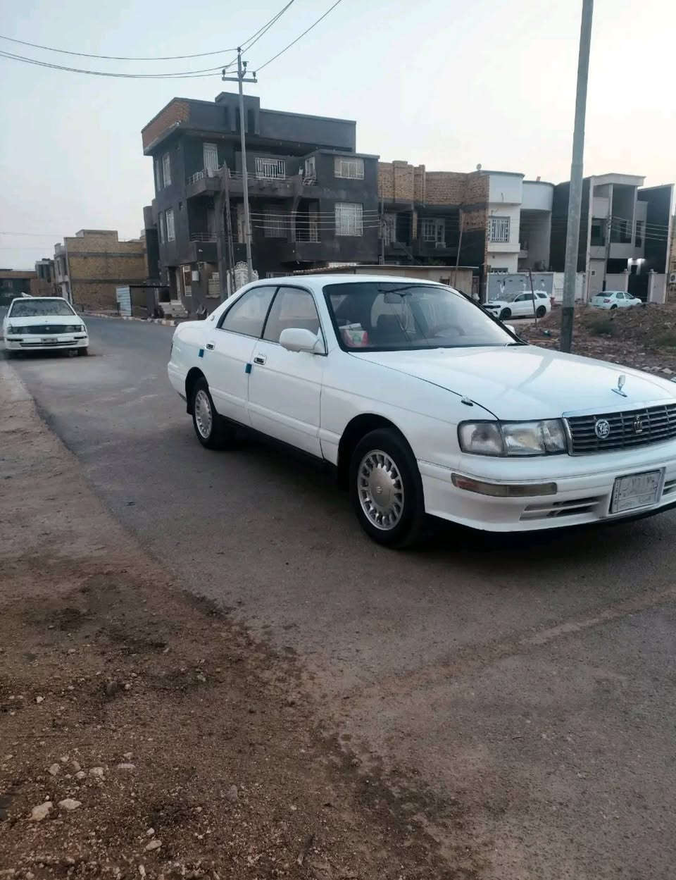 بطه  موديل 2000 رقم بصره تحويل مباشر سياره مكفوله من ضربه  وتبديل وعيب شرعي ونقل جثه سياره كفاله عامه فقط مصبوغه جماليه بدون ضربه سياره كير ومحرك جدد اثنين ونص  سياره نضيفه مال جناي  سياره حداديه وكهربائيات تخم تاير كله جديد عنوان صاحب سياره لبصره مكان سياره ناصريه سعر50$ رقمي ***********
