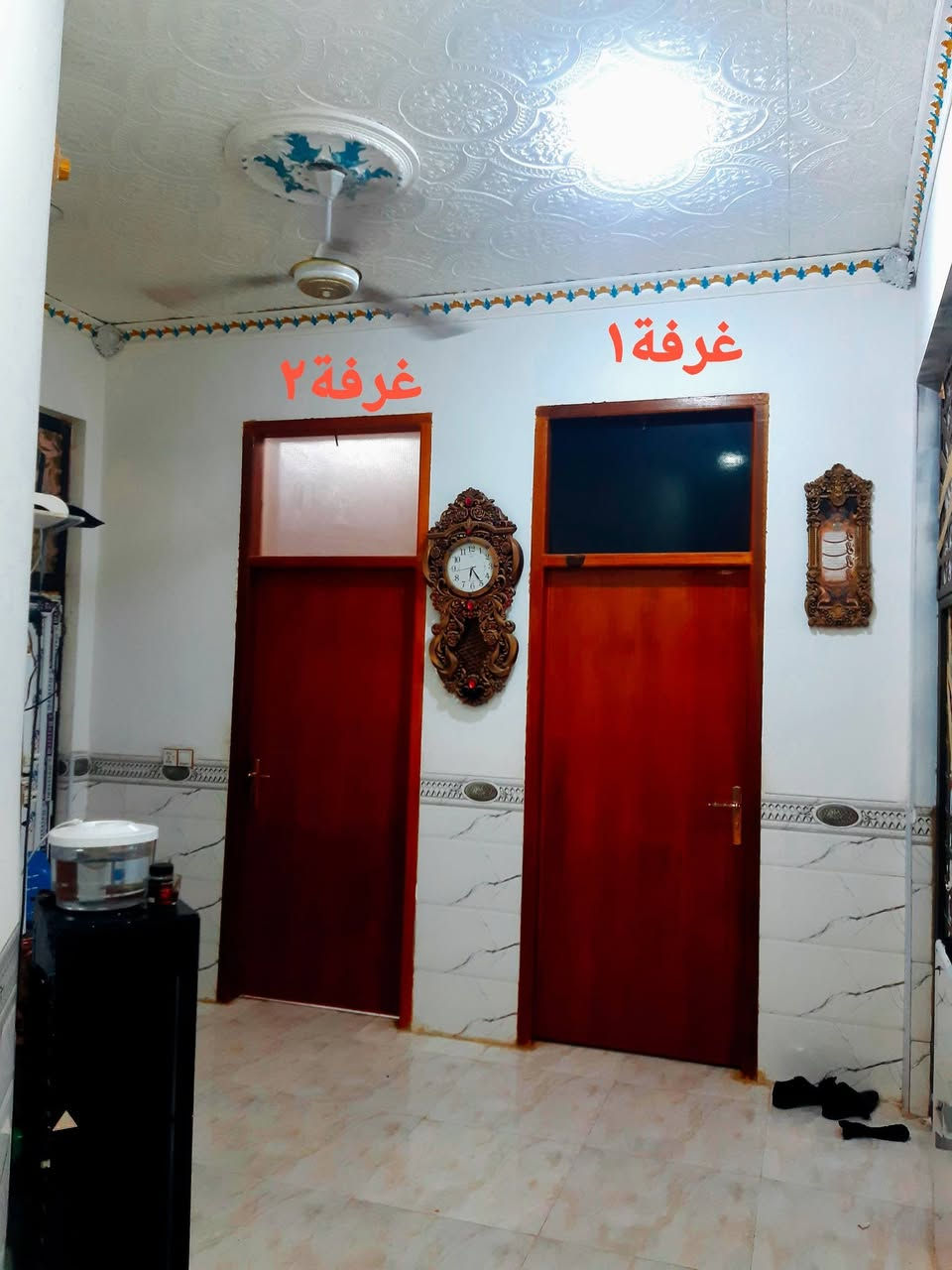 #يا الله
بيت للبيع #درجة_أولى نزلنه السعر لأن مستعجلين عالبيع. 
 #المساحة: ١٧٥م٢
#الموقع: شارع القاضي ناظم يبعد عن شارع المدخل الرئيسي تاسع بيت. 
#المحتويات: الطابق الأرضي (غرفتين ٥م واستقال ومطبخ وصالة واستقبال وصحيات ٢ داخلية وخارجية ومناور) . 
اما الطابق الثاني: غير كامل بيه فقط صالة على كبر الصالة الارضية وحمام وصحيات فقط . 
#بناء سنة ٢٠٢٢ . 
#الطابوق قلعة وارتفاع السقف 3.5متر ونص 
#خدمات كاملة بالشارع. 
#مطلوب إسكان ٣٥ مليون كل شهر تسديد قسط ٢٢١ ألف. ويتحول بأسمك. 
#السعر: خاص. او الاتصال عالرقم ***********

نص مكتوب في الصور:
- منظومة غاز
- استقبال 4*6 6500
- المطبخ 3،5×3
- غرفة ١
- غرفة ٢
- صالة 4م×6.5م
- حمام الطابق الارضي
- فوق الصالة 4م×4م