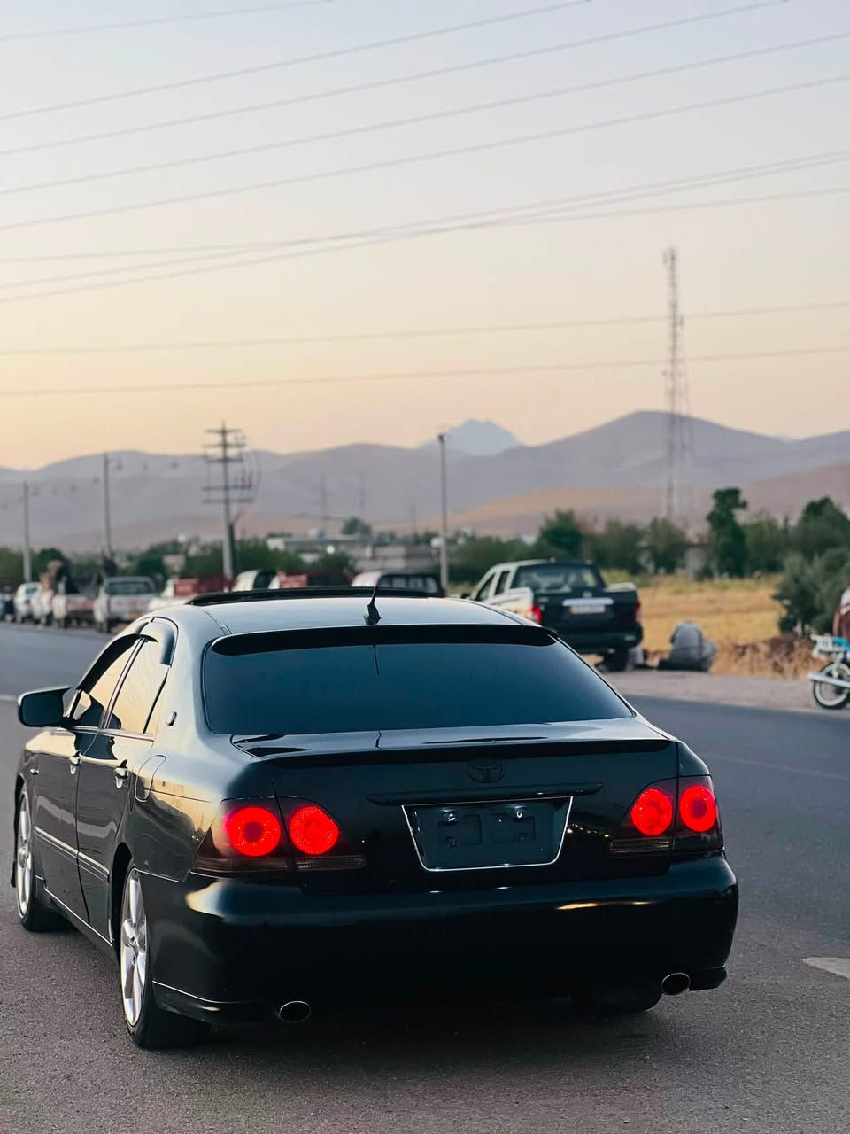 شاهانە تاقانە رەش 🖤💎 /بڕاوە /خوار هەمو بازاڕ 124km ڕۆشتوە

182       سڵاید 🎁 بێ چالو شوختو شەپۆل 
ناو کرێمی فۆرمیگا سور
سوکان کارەبا کوشن کارەبا 

ئیشارەت لێگزز / لایت ناوچەی کوێر ئاوێنە باتمان⚡️

ڕۆنی گێڕو مەکینەو ئە کسل تازە گۆڕیومە

شاشە کامێرا /تەبرید ساردو گەرم مەزبوتە/

جامی هەڵگیراوە/  

هەیکەلی رەقەم یەک جوانە 
 تایەو ویلی  دینگەی ستیل

دەعامی و عەتەری 2007

 سەیارەکە کۆدئ نیە 

تب مەسرەفی فۆرمیگای یەک تۆزی شکاوە لە وێنەکە دیارە لەگەل پێشی یەک کەم تەقەو رەقەی هەیە دوای مەعامەلە پارەکەیت بۆ ئەگەرینمەوە  
ئەگەر موشتەرئ نیت نامە مەنیرە لەگەل ڕێزم هەمو شتێکم نوسیوە

شوین سەیدسادق //سعری ٥٣مەجال کەم بۆ قفڵ نامە مەنێرە وەرە سەیری بکە لەخزمەتانم

واتس ئەپ ڤایبەر لەسەرە 
***********
