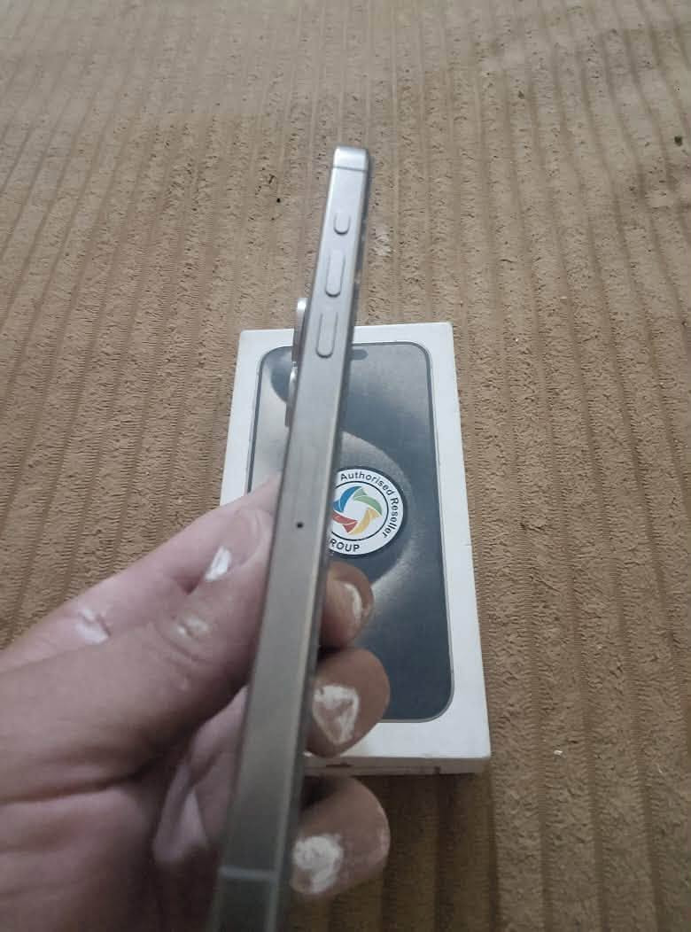 ايفون15 برو ماكس

بطاريه 88

ذكره 256 
الجهاز على أيدي جديد نضيف كلش 
زلغ مابي فقط وكفت عندي كامره من الكامرات وبدلته وكاله ب250 الف شاحنه اصليه وياه وكفرات الجهاز شرق اوصط عربي

السعر 900 وبي مجال مكاني بغداد الدولعي 
هـ***********
