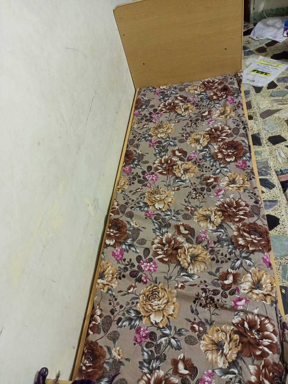 طول 184
عرض 75
40 الف وبي مجال
***********
