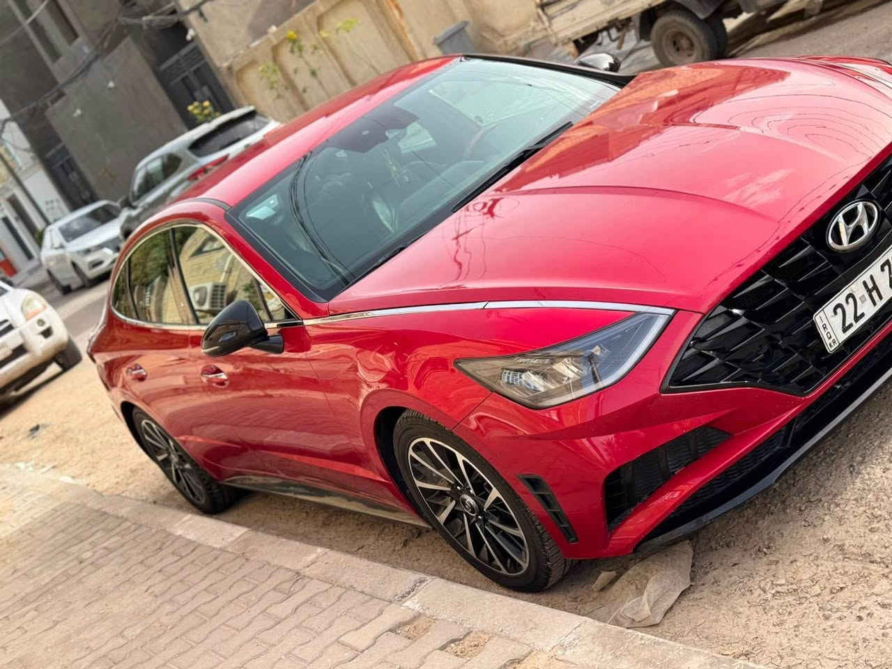 سوناتا موديل 2020 للبيع او مراوس حسب القناعه السياره كفاله محرك وكير وشواصي 
رقم اربيل تريد تحويل ووكاله 

بصمه + تشغيل عن بعد 
مقاعد جلد. + تدفئه
رادارات جانبي+ امامي
تبريد قطعتين 
شاشه دجيتل 
سياره جاهزه ونظيفه مابيه اي نقص 
مكان النجف *********** النجف, العراق
