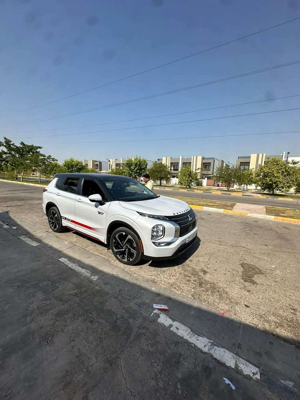 اوتلاندر • هايبرد • ٢٠٢٤