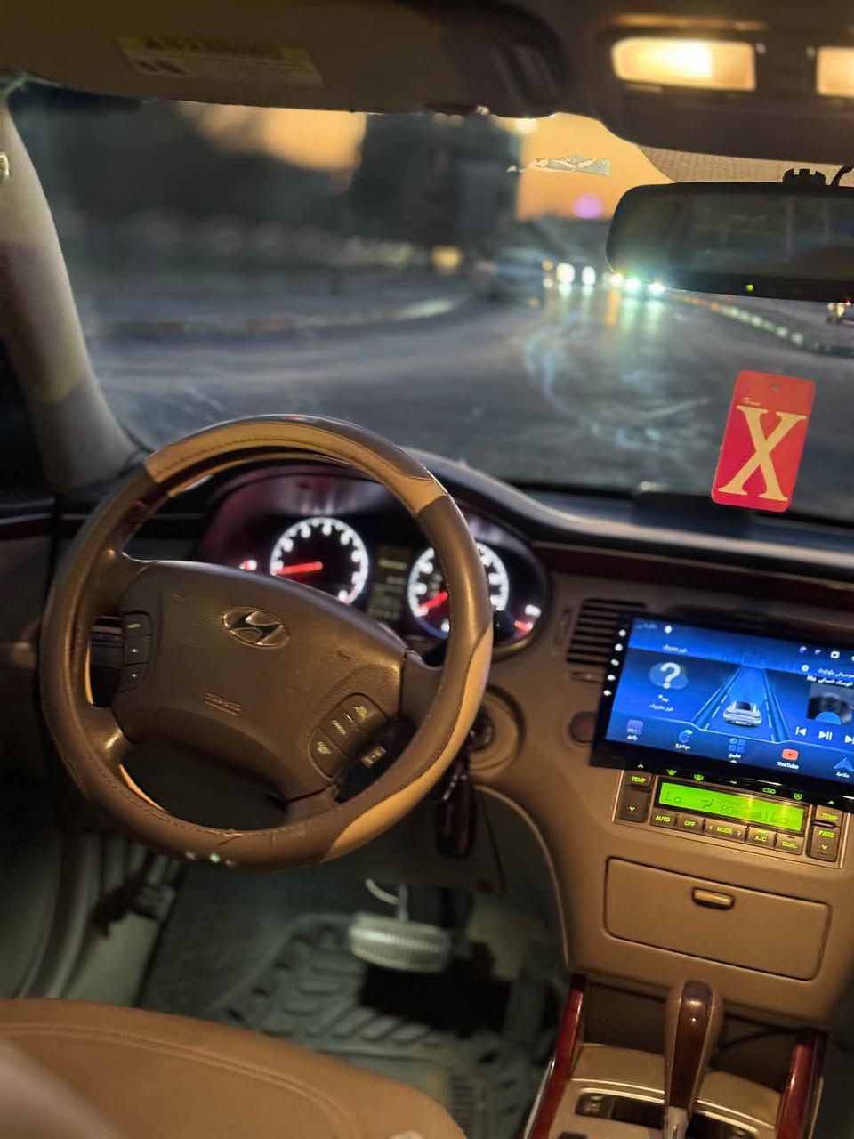 سلام عليكم 
🚘 للبيع أزيرا 2007 ليمتد خليجي 

السيارة أزيرا 2007 Limited خليجي، مكينة V6 3300كير أوتوماتيك.

بيها مواصفات اللمتد:
• جلد
• فتحة سقف
• كراسي كهرباء
• كراسي تدفئه
• تحكم ستيرن
• مثبت سرعة
• تحكم مناخ
• شاشة وصوت
• حساسات خلفية
• جنوط ألمنيوم
•ايرباك وABS
•سياره بيها ٣قطع صبغ 
السيارة استخدام ومرتبة، 

💰 السعر: 99$
📍 المكان:بغداد البياع 
📞 الاتصال/واتساب: ***********
