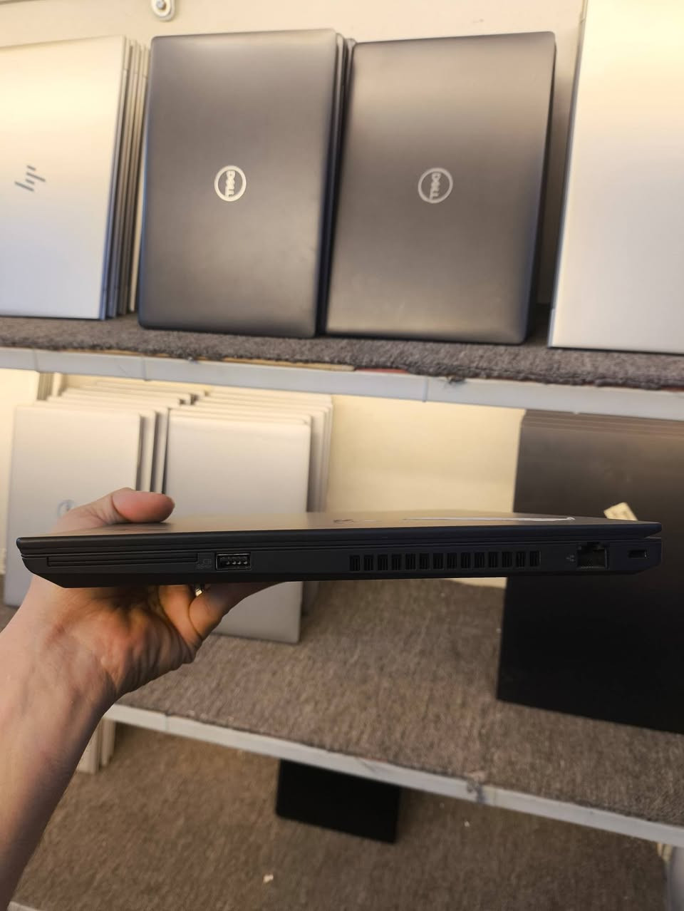 ThinkPad P15s • i7 الجيل الحادي عشر • Quadro T500