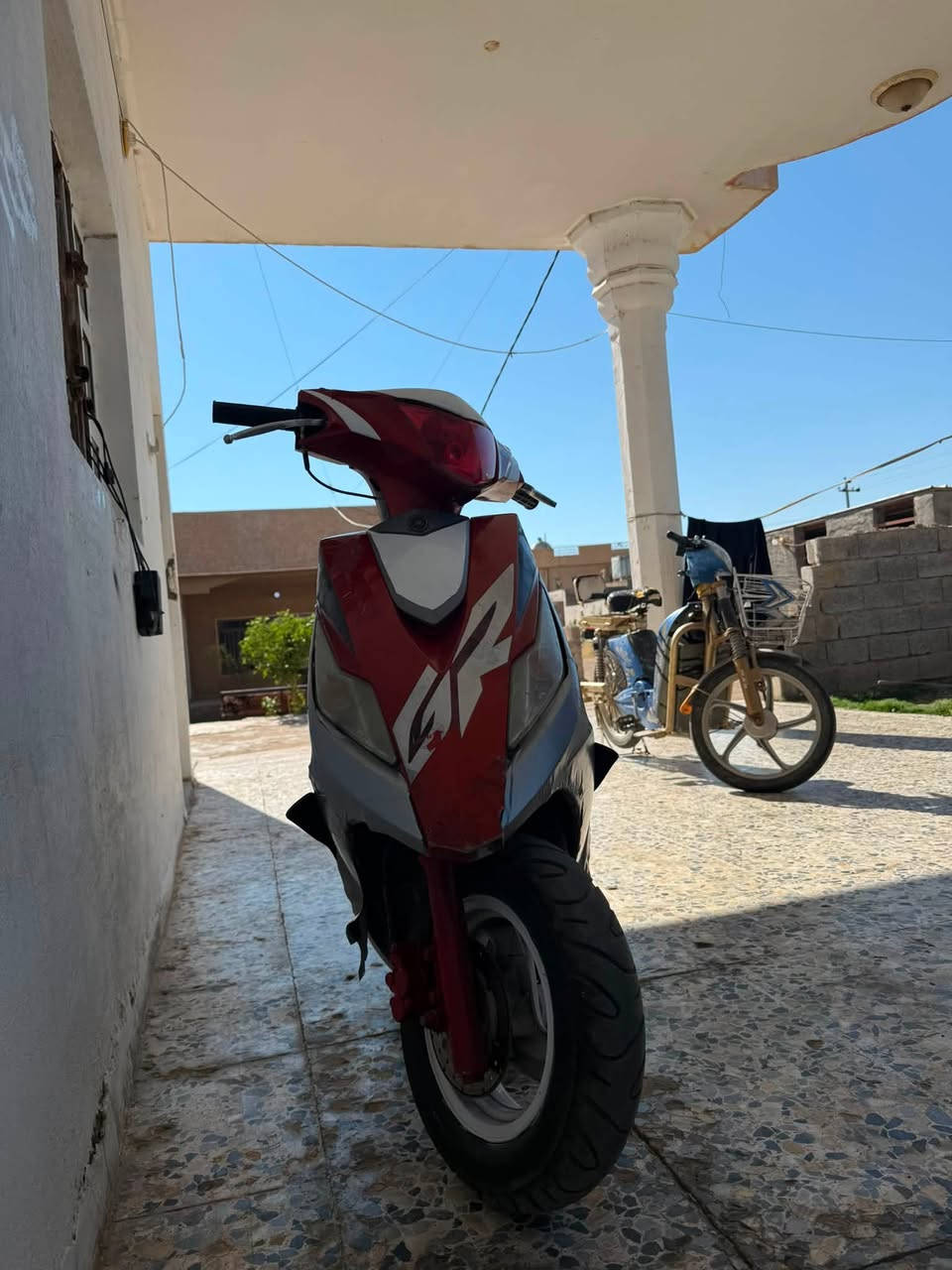 يالله دراجه سايم نحله دبل واحد موديل2018مسجل سنويه الماطور نضيف والتراي مالته ناعم خير من الله السعر 650وبي مجال مكان رمادي بريشه هاذ رقمي للتواصل ***********مو شراي لا تعبني ولا أتعبك
