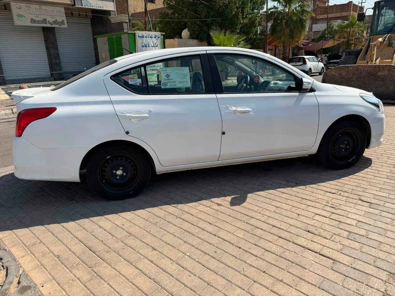 السلام عليكم
سني موديل 23 
باب اول اخت الهنديه 
سيارة كفالة عامه بيها دي بي ار جاملغ الامامي على كدّ إصبعين 
سيارة ماشيه 27 الف 
سيارة تخم تاير جديد صدر جديد 
تحويل ثاني يوم 
سنويه لـ32 
سعر السيارة 117 
المكان بغداد 
الاتصال ***********
