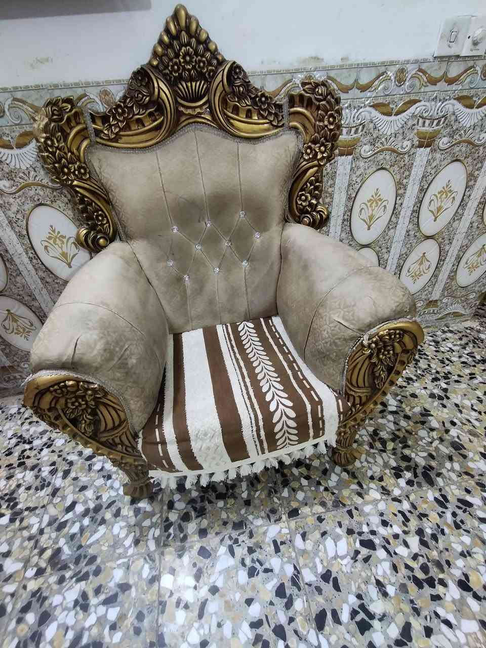 سعر 200 
واتساب ***********
العنوان بغداد زان
