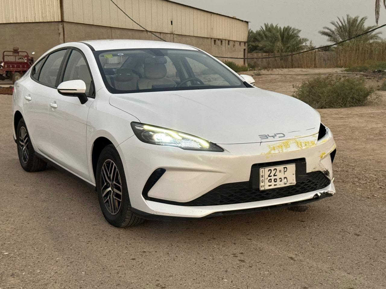 سلام عليكم
بيوايدي للبيع فقط سيل5  2025
ماشيه 46  ألف كيلو متر 
 داخل ابيض 

السعر 120 وبيها مجال 
مكاني بغداد بسماية
للاستفسار ***********

