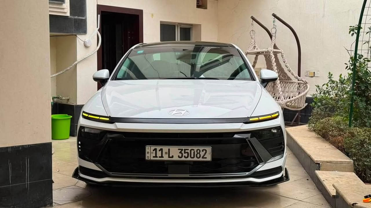 هيونداي سوناتا 2024 2,5 GDI كفاله عامه عدا طخه صغيره اصبعين بل باب الي خلف السايق ومامصلحهه على وضعها ومتنشاف اله واحد يركز بيها اما باقي المواصفات ف معروفه السياره كير عصا مو تعليك بانوراما جنطه كهرباء اناره محيطيه والسياره نضيفه حيل وجديده ممشى السياره 29 الف وقابل للزياده بحيل الله سعرها - 225 - وبيه مجال حيل بسيط  الشراي والي اله نيه يتصل يرحم والديكم للتواصل متوفر واتساب وعلرصيد ***********
