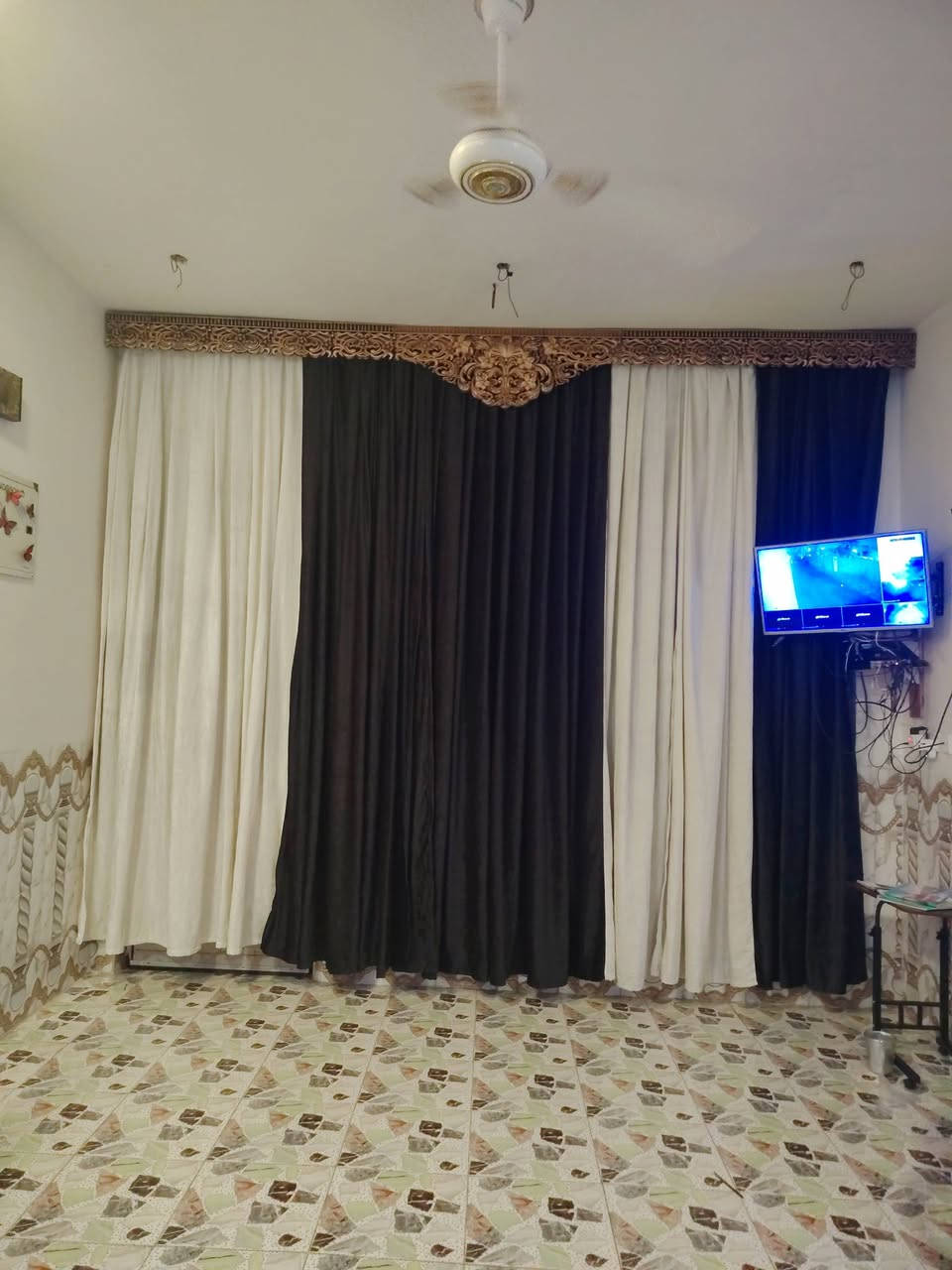 بردات ٨م • تاج ٤م • منفصله
