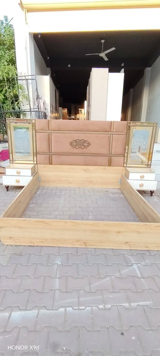 السلام عليكم غرف نوم تركيه 7 قطع نضافه فول سعره 500 وبيه مجال عنوان ديالى قرتبه حي الشهداء ***********
