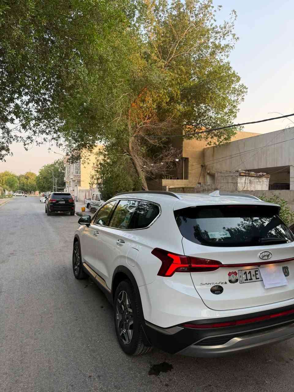 للبيع فقط 
بعدها بحاله الوكاله تجي وتشوف بعينك واحلى من الصور 

هيونداي سانتافي موديل 2024 خليجي

ماشية 24 الف كم حقيقي وبشرط الفحص

المواصفات:

محرك 6 سلندر 

استهلاك الوقود بنزين عادي 

قمارة حديد

ويل كبير مع كب كروم

بصمة أبواب

تشغيل عن بعد

صندوق خلفي كهربائي

يدات نيكل

حساس مطر

كراسي كهرباء

كشنات خلفية كهرباء

هاند بريك كهربائي

نظام أوتو هولد

شاشة كبيرة

أبل كار بلاي

نظام ملاحة

كاميرا دوارة

حساسات أمامية وخلفية

لايت زينون

باك لايت LED

تبريد شاشة

مناخ منفصل

تبريد 3 قطع

إشارات بالمرايا

مرايا شفط

بردات أبواب خلفية

بردة صندوق

تحكم مقود من الجهتين

شفتات ستيرن

درايف مود

مانع انحدار

مانع انزلاق

داخل كاربون فايبر

7 راكب

رقم جديد وسنوية لغاية 2028

للإستفسار اتصال أو واتساب : ***********

السعر 275
