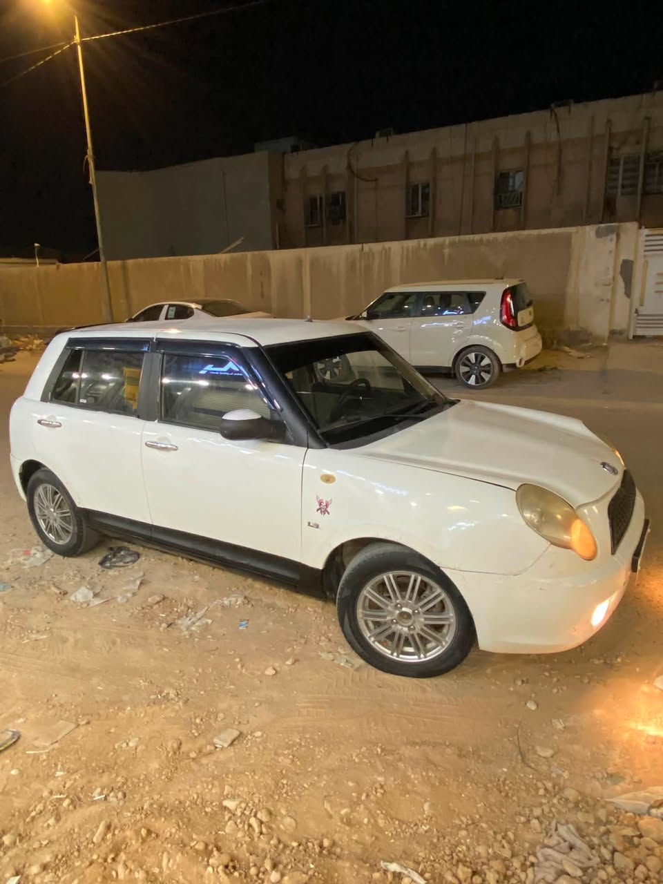 سلام عليكم ليفان ١٢ لبيع جاهزه مكينه كير حداديه تبريد كله شغال السعر ٣٢ وبيه مجال مكاني حله مركز 
***********
