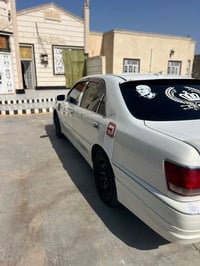 ملكة جنون • ٢٠٠٣ • رقم بصرة