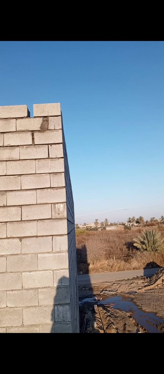 السلام عليكم ورحمة الله وبركاته اني خلفه مال بناء وعندي كادر مال عمال تنضيف رضيات وتعديل واتنضيف سيراميك واتنضيف اصطح من الرمل واجص واعندي كادردفن لبيوت ولحوليات  واتفليش  سياجات  كفت شقا الستفسار علا هاذه رقم 📞***********

