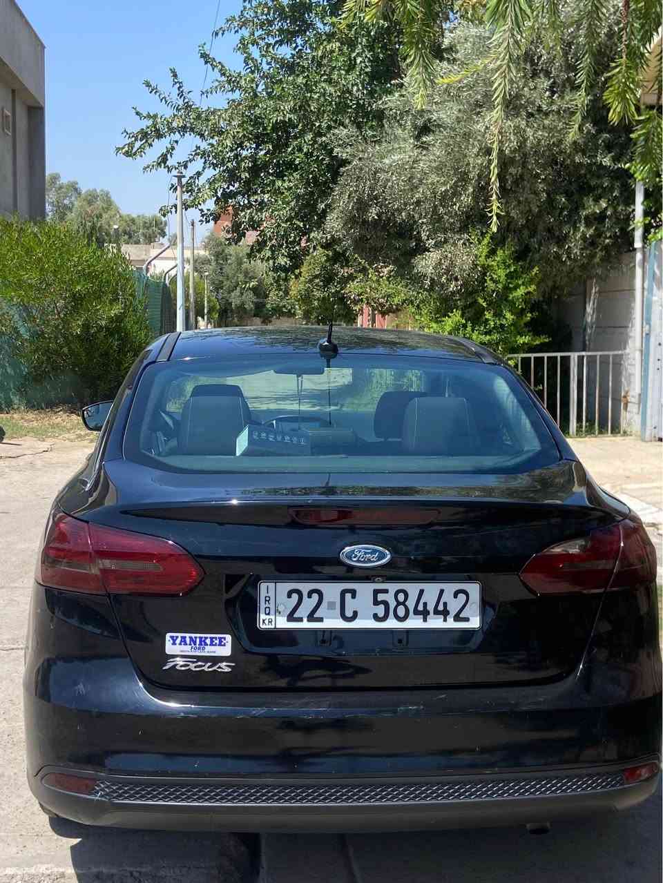 فورد فوكس ٢٠١٧ بيع مستعجل
ضرر بوند وجاملغ مرفق السونار
وبارد شويه باب السايق
بدون اي دواخل
رقم اربيل هزه وسنويه جديد بأسمي

مواصفات
ماشيه ١٣٣
نص فول
نص بصمه
كير توماتيك شرط ٦ سرعات 
محرك شرط
تبريد ثلج ثلج
سيارة احلى من الصور بهواي  
للتواصل ما متواجد على الفيس الرقم
السعر ٧٧ وبيها مجال للشراي
*********** وتساب موصل, نينوى
