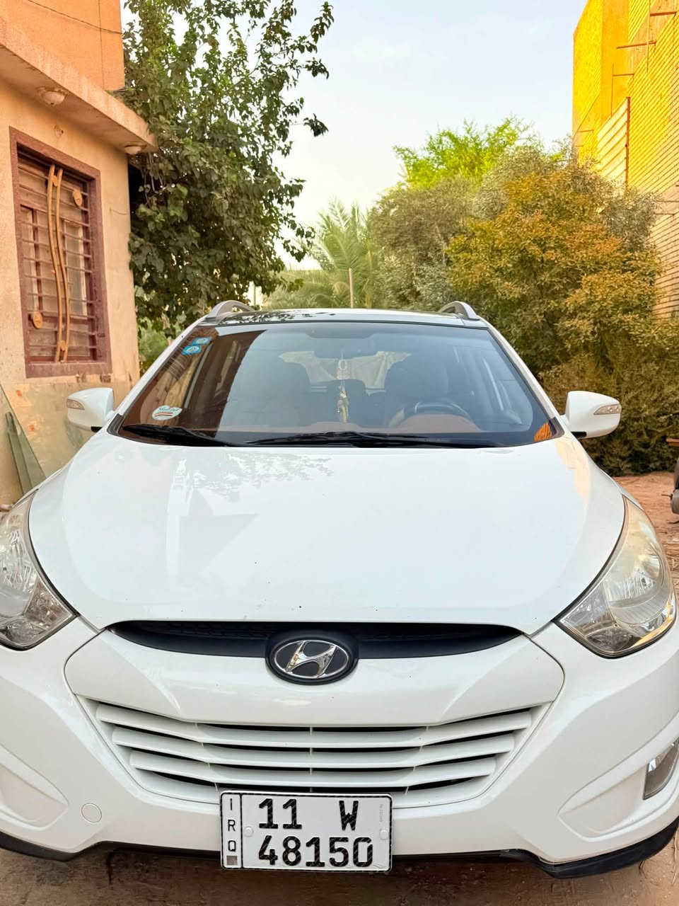 السلام عليكم 
توكسان ٢٠١٤خليجي بأسمي مكاني كربلاء  السعر 150$ السيارة بيها الجاملغ الايمن والايسر طخات خفيفه السيارة  جاهزه وما نقصها كلشي للاستفسار الاتصال على الرقم***********
