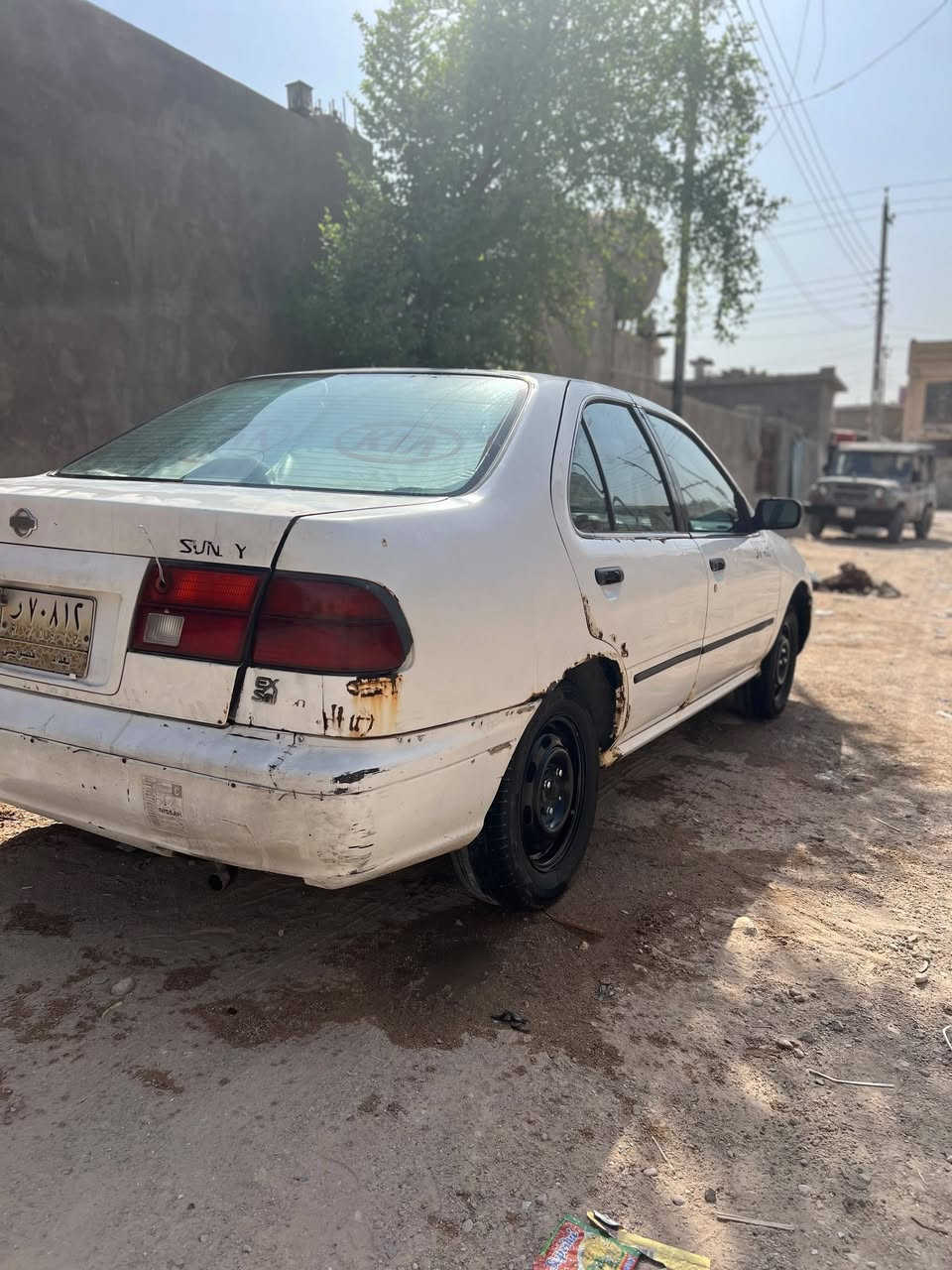 نسيان سني موديل 96 ياباني...سنويه صار 5 منتهيه 
رقم بغداد مشروع وطني... تتحول ب بصره 
.سياره ع البلاد فقط خياس ب داير الي وراه 
محرك كير جيد.. كهربائية كلها شغاله وع البلاد 
منضومه تبريد جهاز نقص كمبريسر 
حداده جديده غرفه جديده 
السعر 27 وبيه مجال 
البصره الزبير
***********
