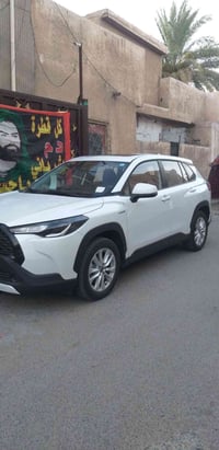 كورلا كروز خليجي بنزين 2024 هايبرد  محرك ٢٠٠٠  بصمه  ماشيه٢٠  الف   رق...