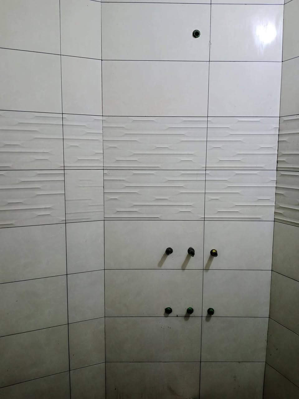 كادر سيراميك مصري درجه اولى كاشي ومرمر وبورسلين تسليم مهندس لتواصل واتساب 
***********
