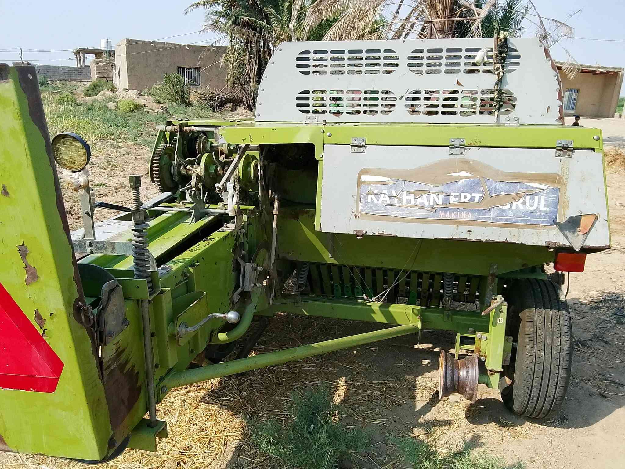 للاستفسار على الرقم هذا ***********
