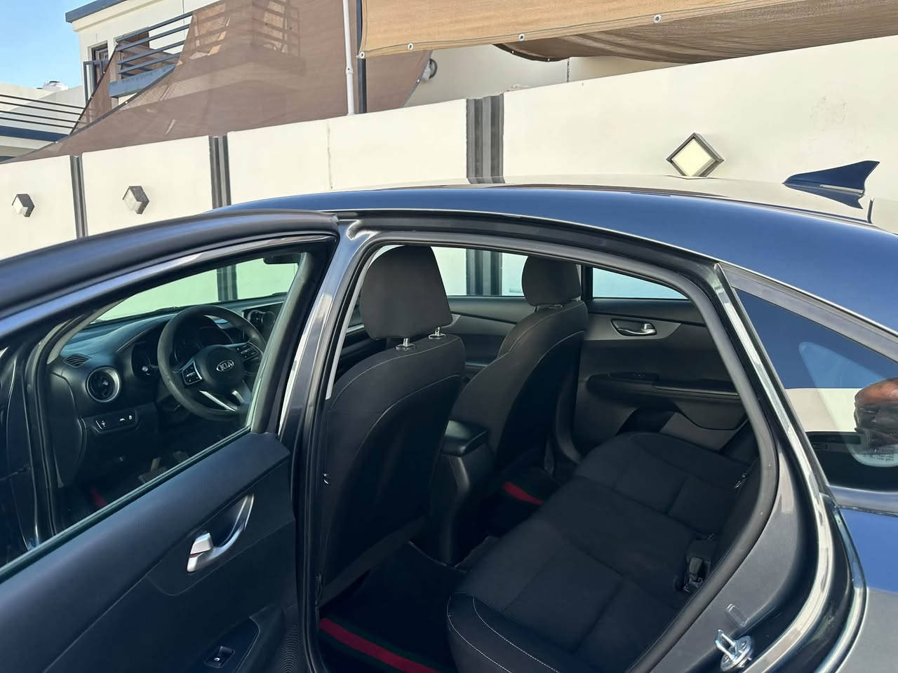 فورتي ٢٠٢١ بدون حادث فقط قبق جنطة امبدل بدون ايرباك مكينة دوش اتصال فقط ***********
