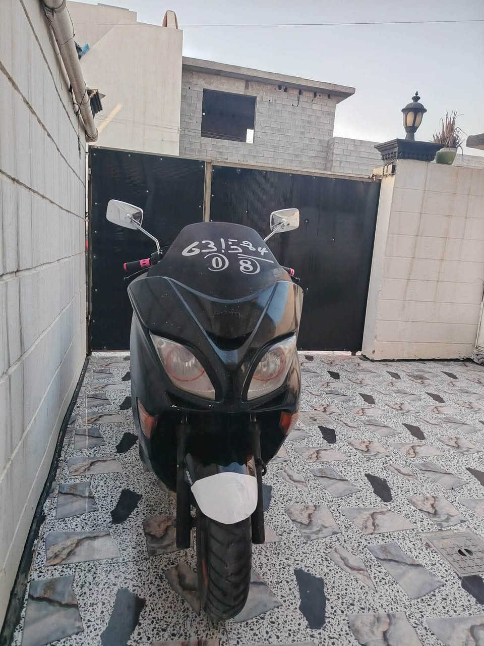 سلام عليكم فورزه 8/0 موديل 17 دراجه فول عميه كفاله عامه كلجات خلفيه جديده سلعه معدل نشاط نكره سلف كله فول كهربائيات كله شغاله لايت زنون    دراجه مليون 100بيه مجال  مكان كركوك  ***********

