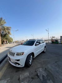 جراند شيروكي • ٢٠١٤ • ٩٦٠٠٠ ميل