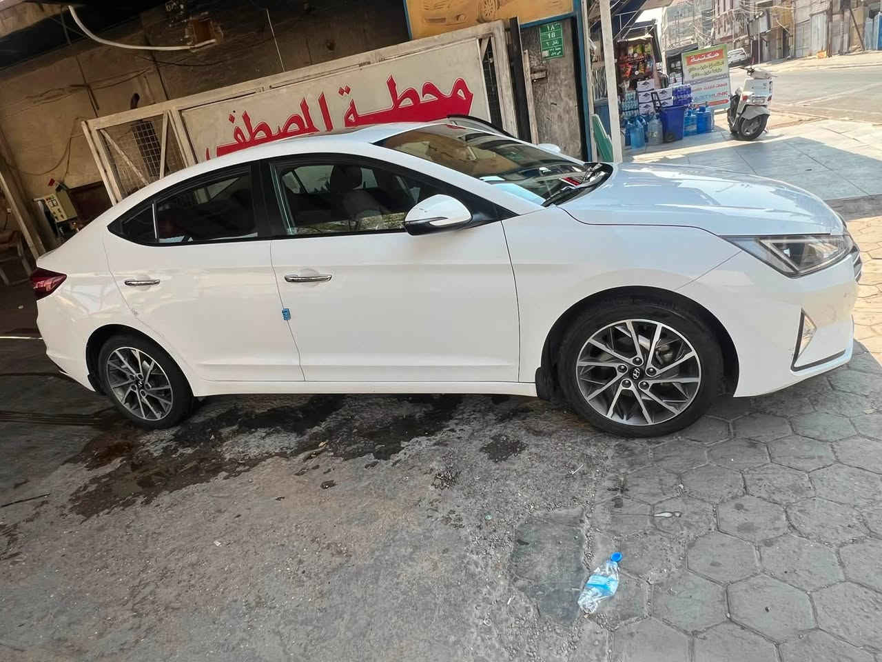 السلام عليكم
النترا ٢٠٢٠ خليجي محرك ٢٠٠٠ دوش 
السياره فووول مواصفات 
السعر ١٥٥ وبيها مجال 
***********
