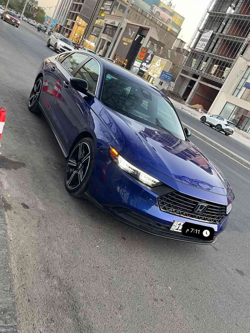Honda  ACCORD ‎ SPORT 2025
📍السيارة موجوده في  بغداد 

هوندا اكورد سبورت هايبرد 2025 
اللون :ارزق    
الموديل : 2025 
المسافة المقطوعه mi 19
المحرك 2000cc هايبرد 

=======‎ 👇🏻👇🏻الاضافات فل كامل ======       

‎• فتحه سقف كرستال 3 حركات
‎• بطارية ليثيوم
شاشه كبيره نفكيشن 
‎• كاميرا خلفية   
‎•كراسي مخملً  
‎• رادار امامي
‎• مانع تصادم
‎• محدد مسرب
‎• تصحيح مسار
‎• كاميرا امامية
‎• مثبت سرعة
‎• مانع انزلاق
‎• استيرنق متحرك
‎• تحكم طارة
‎• بصمة تشغيل
‎• بصمة أبواب
‎• دخول ذكي
‎• إنارة ترحيبية
‎• مري كهرباء
‎• غمازات عالمري
‎• حساسات تجاوز BSM
‎• نقطة عمياء 
‎• حساسات تجاوز عدد 2
‎• شاحن وايرلس 
‎• شاشة اعطال
‎• هندبريك كهرباء
‎• عداد ديجيتال
‎•ويل قساس 19
‎• اضوية امامية LED
‎• اضوية خلفية LED
‎• حساسات اضاءة
‎• إنارة امامية تلقائية Auto
‎• إضاءة امامية فل زنون LED 
حساسات خلفيه 
‎• حساسات دخول الإنفاق
‎• حساسات ضغط هواء الإطارات
‎• اضاءة فل زنون LED
‎• نظام صوتي مميز 
‎• أوامر صوتية

‎• نظام GPS + خرائط
‎• 3 أنظمة قيادة (,,)

بلوتوث
‎• مدخل USB + AUX 
رقم الهاتف *********** 
متواجد واتساب 

السعر 175 وبيه مجال للشراي
