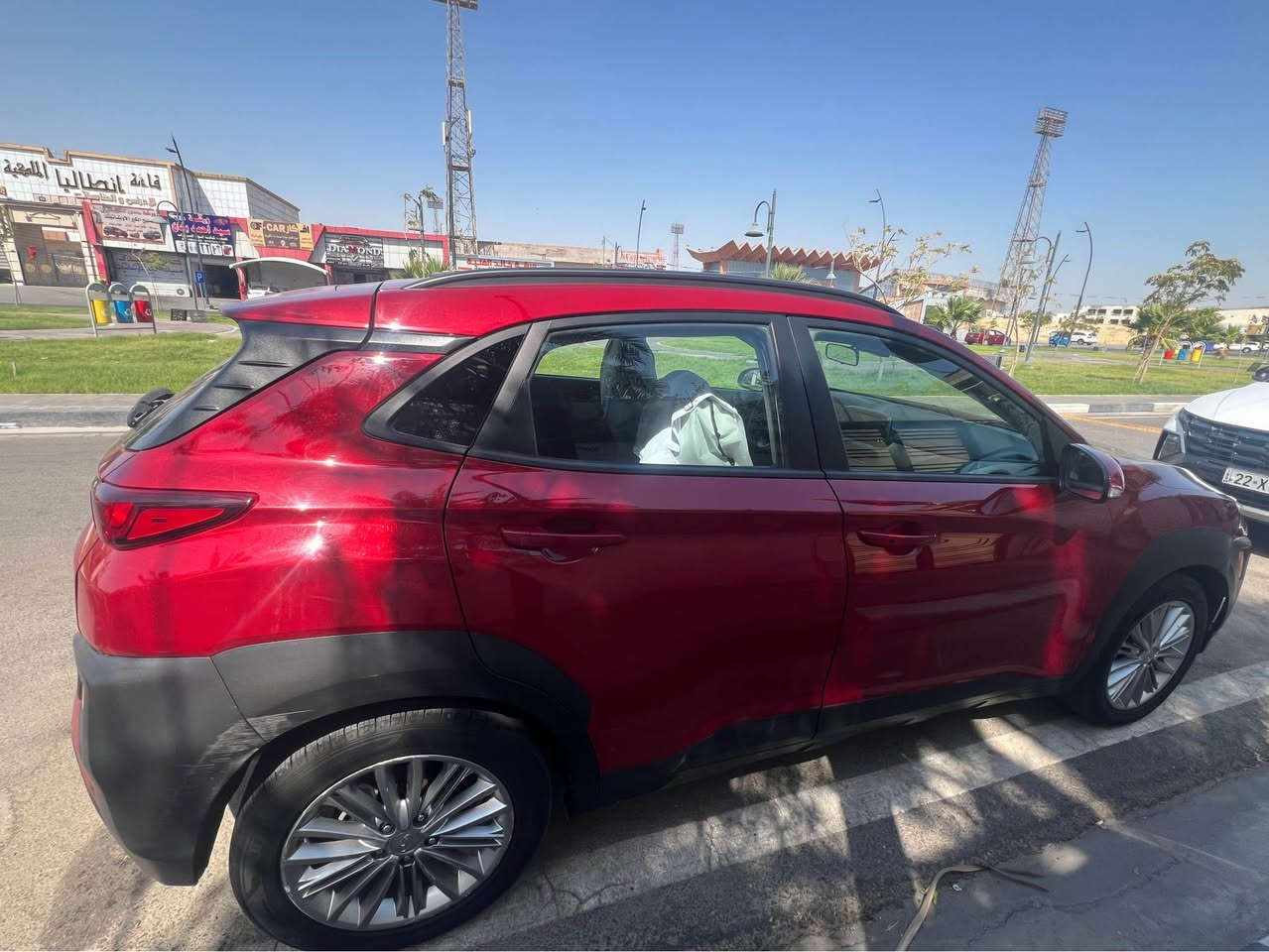 هيونداي كونا مديل ٢٠٢١
محرك2000دوش 
گير at 
ممشى 53الف 
ضررها ٤ قطع مثل ما موضح 
موجوده السيارة بالبصرة 
سعرها 105
للتواصل *********** البصرة, العراق
