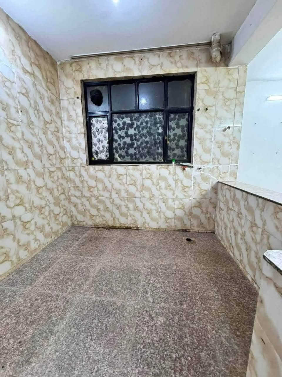 شقه ارضيه • مطبخ منور • السيديه شارع المركز