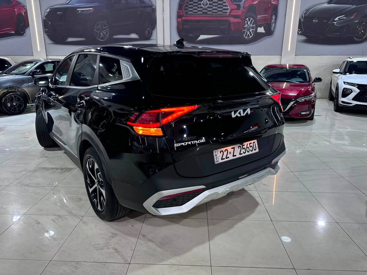 Kia sportage 2025
للاقساط🔥مقدمة(شدة)
***********
***********

مواصفات فوول EX عدا بنوراما
ماشية فقط ٧ الاف مايل
بصمة
تشغيل عن بعد
داخل احمر
كراسي جلد،كهرباء،هيتر
كيج الكتروني
شاشة طويل
رادارات ٣٦٠ درجة
وياله ١٩
محرك ٢،٥ تنفس طبيعي
ضرر❌٤-٥ قطع و ربغ قمارة صبغ
بدون دواخل 
أرباك سستم 💯١💯
مرقمة اربيل تحويل او الوكالة نفس اليوم 
موجودة 📍اربيل معرض S.B cars 🚘 

***********
***********

ملاحظة ❌عدنا خدمة اقساط اذا مقدمة (١٠،٠٠٠$)شدة
