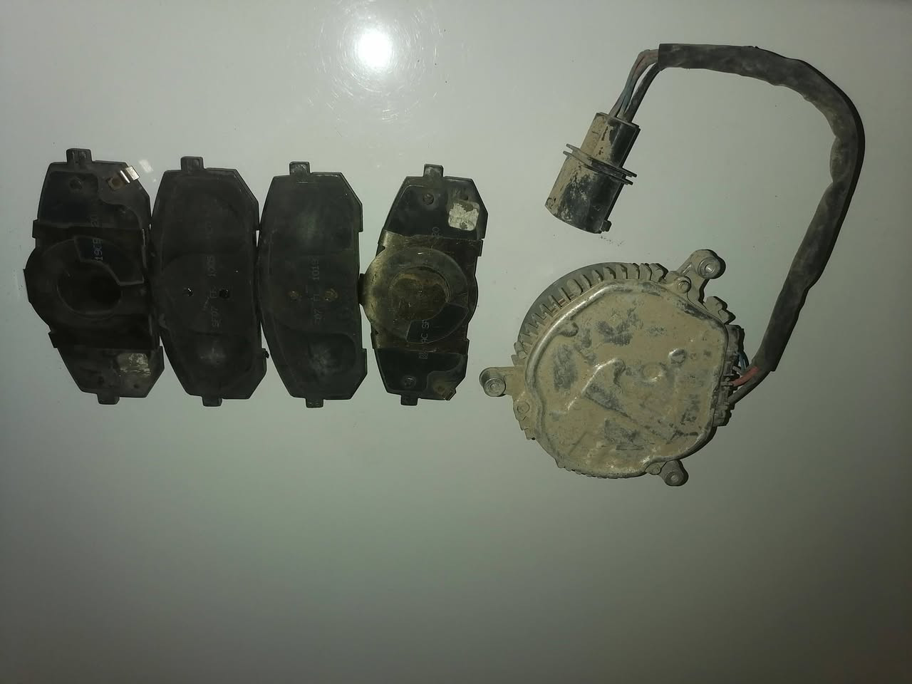 ماطور مروحه محرك اصلي شركه مال K5تخم دسكات هم اصلي العنوان بغداد مجمع ديوان رقابة ماليه بالبكريه ***********
