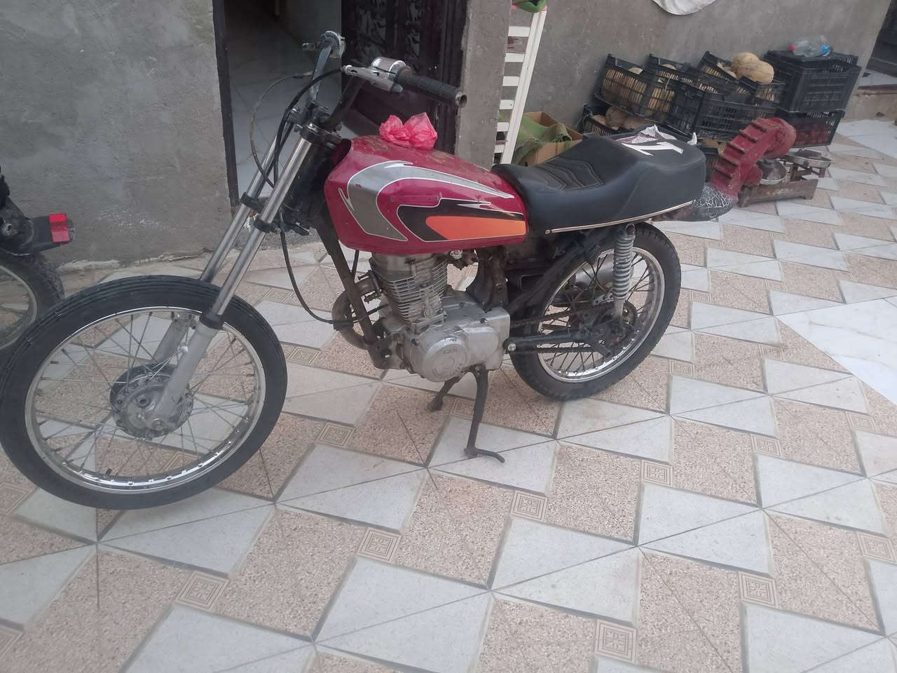 سلام عليكم  اربعه كير كلك كلك دراحه حلوه مكينه خرسه دبلات جدد  اوياله جدد تايرات جدد دراجه يحتاجله ترتيب بصيط يحتاجله جبنه مال ماكنيت مكاني كربلاء البراهميه قرب سيطره البراهميه سعر 220اوبيه مجال قليل شراي اتصل ***********
