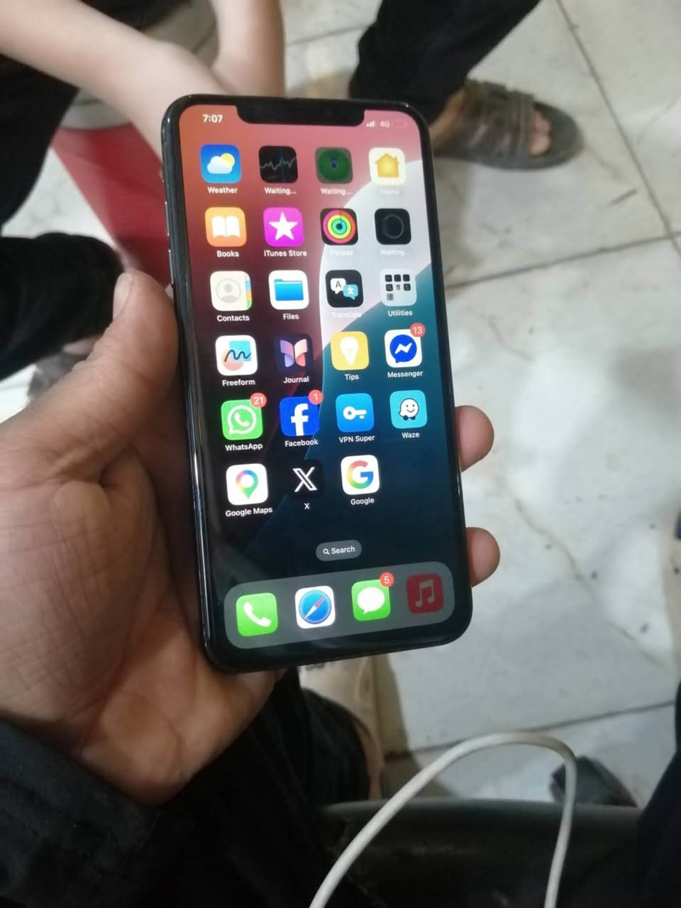 سلام عليكم اخوان عندي xsmax  جيهاز بطاريه ضهر مبدل فيس ايدي قفل يشتغل افتح ١٥ الف 512 كيكا شرط كاميرات  شاشه بيلادي حلو كامل يشتغل سعر قفل170 رقم وتساب *********** ….❤️
