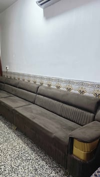 ديوان • ١١ مقعد • قرب جسر بته