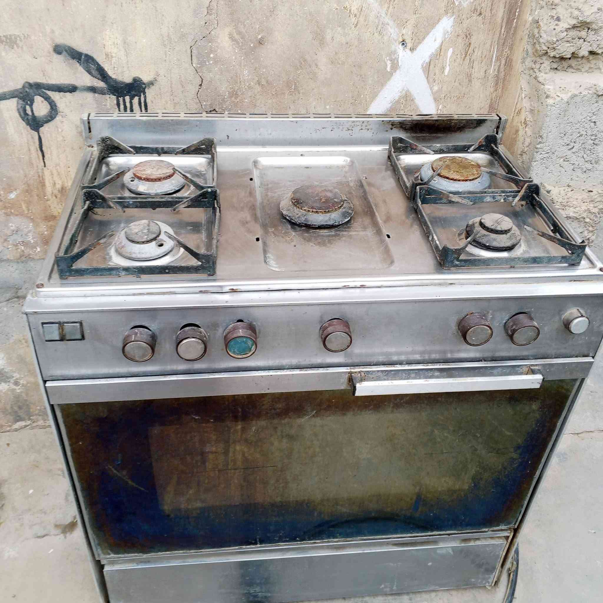 طباخ • شغال