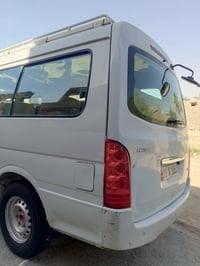 مكينة ياباني • ٢٠١٤ • شارع ٨٠