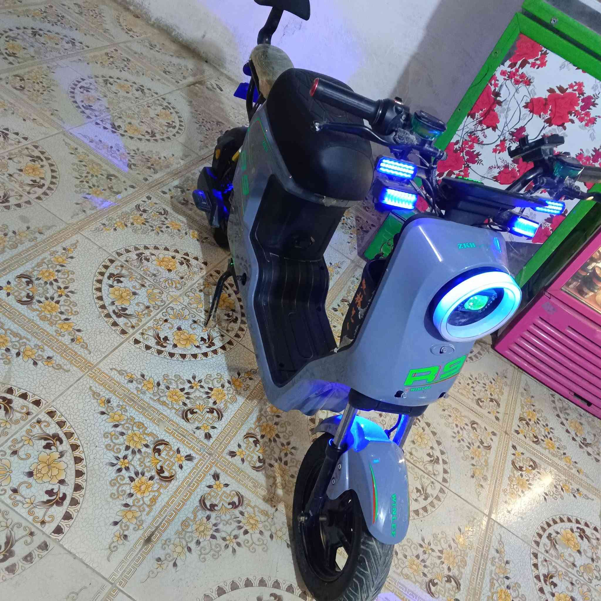 R9 • موديل ٢٦ • بطاريات ٦