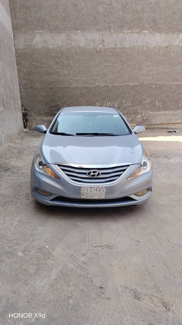 االسلام عليكم /سوناتا أمريكي حادثه جاملخ وبنيد بدون دواخل بيه صبغات ابيع صبغ حزام مكينه جديده ومعله كازكيت ماكو ادونز اصلا كير تبريد تمام معروضه ب  ٨١  شرط التحويل *********** كربلاء
