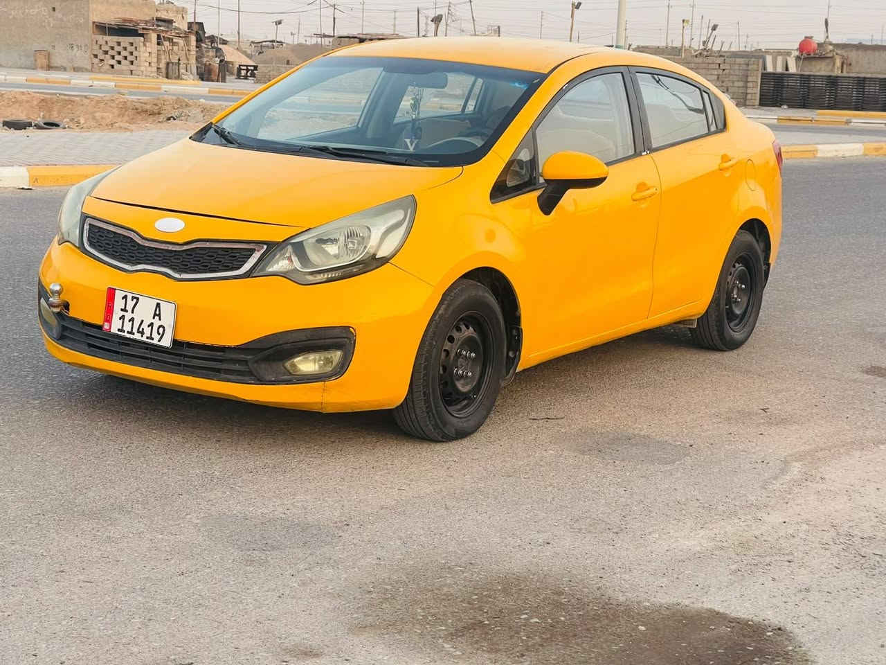 السلام عليكم 
كيا ريو مديل 2015
خليجي 1600
مكينه وكير وحداديه
تخم تاير جاهزه مانقصه شي 
رقم مثنى نكليزي 
هزه جديده 
بسمي 
مصفره هيئه وغرايم 
السعر 73 وبيه مجال
لاستفسار ‏‪***********‬‏
