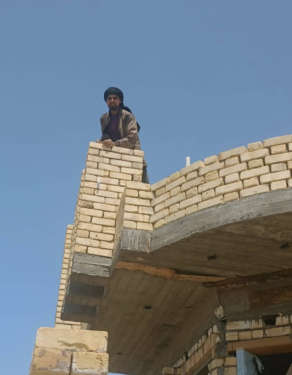 السلام عليكم 
خلفه بناء متفرغ حالين 
 اشتغل قطعي ويومي 
شغل شوفت عينك التزام بلموعد 
 استلام مفتاح  وزن مضبوك شرط 
مكان ناصريه مركز اشتغل اقضيه ونواحي 
 شغل بلوك طابوك 
متفرغ حالين 
*********** رقمي واتساب مفتوح
