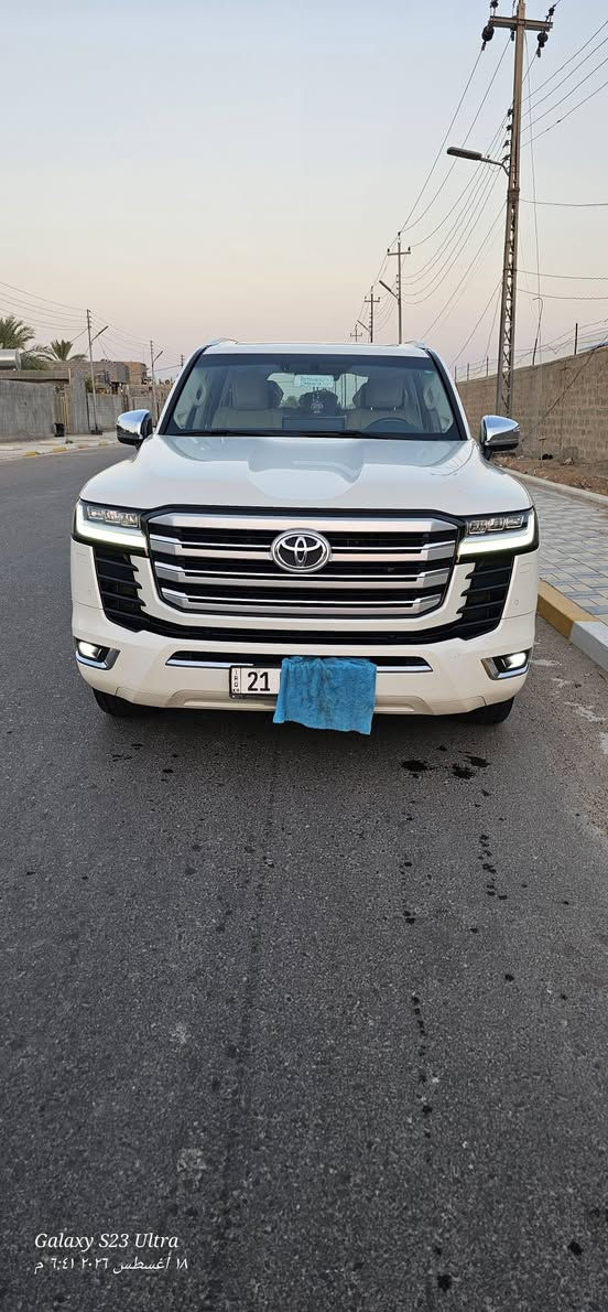 بسم الله والصلاة والسلام ع سيدنا محمد
سيارة لاندكروز   Vx. 2022 ساز      فقط بيع 

توين تيربو       عداد المترر  99 الف 

رقم شمالي شرط ثاني يوم التحويل 

اللون ابيض السياره كلش نضيفه بحالة الوكاله 
مكفوله كفاله عامه 

داخل بيجي مثل ما وضح بصوره 
كلش جديد السياره 
ما عليها عيب ابد
فتحه 
رادار السياره كلش جديده بالحقيقه احلا من الصوره 
عنوان السياره 

الفلوجه الكرمه  رقم الهاتف ***********

فقط بيع....   السعر 6 شداد ونص
