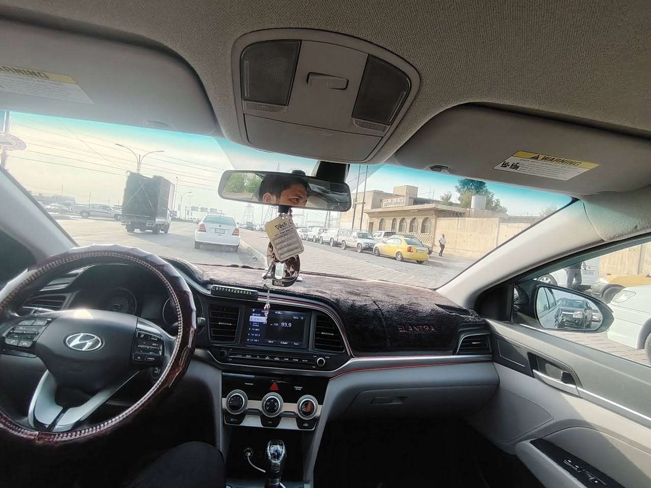 🚘 للبيع: هيونداي النترا 2019 🚘
🔹 كير ATM
🔹 نص فول 
🔹 رادارات
🔹 ماشية 155ألف ميل
🔹3انظمة قيادة 
📌 الضرر: جاملغ كدام +باب الورا +ربع بوند 
بدون دواخل
✅ شرط التحويل

📞 للاستفسار:
***********

📍 الشراي يتفضل بالاتصال وشكراً.
